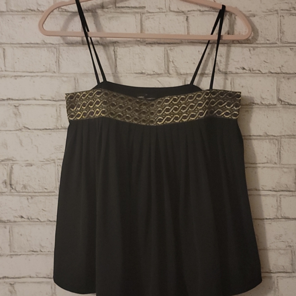Moda women's top size M